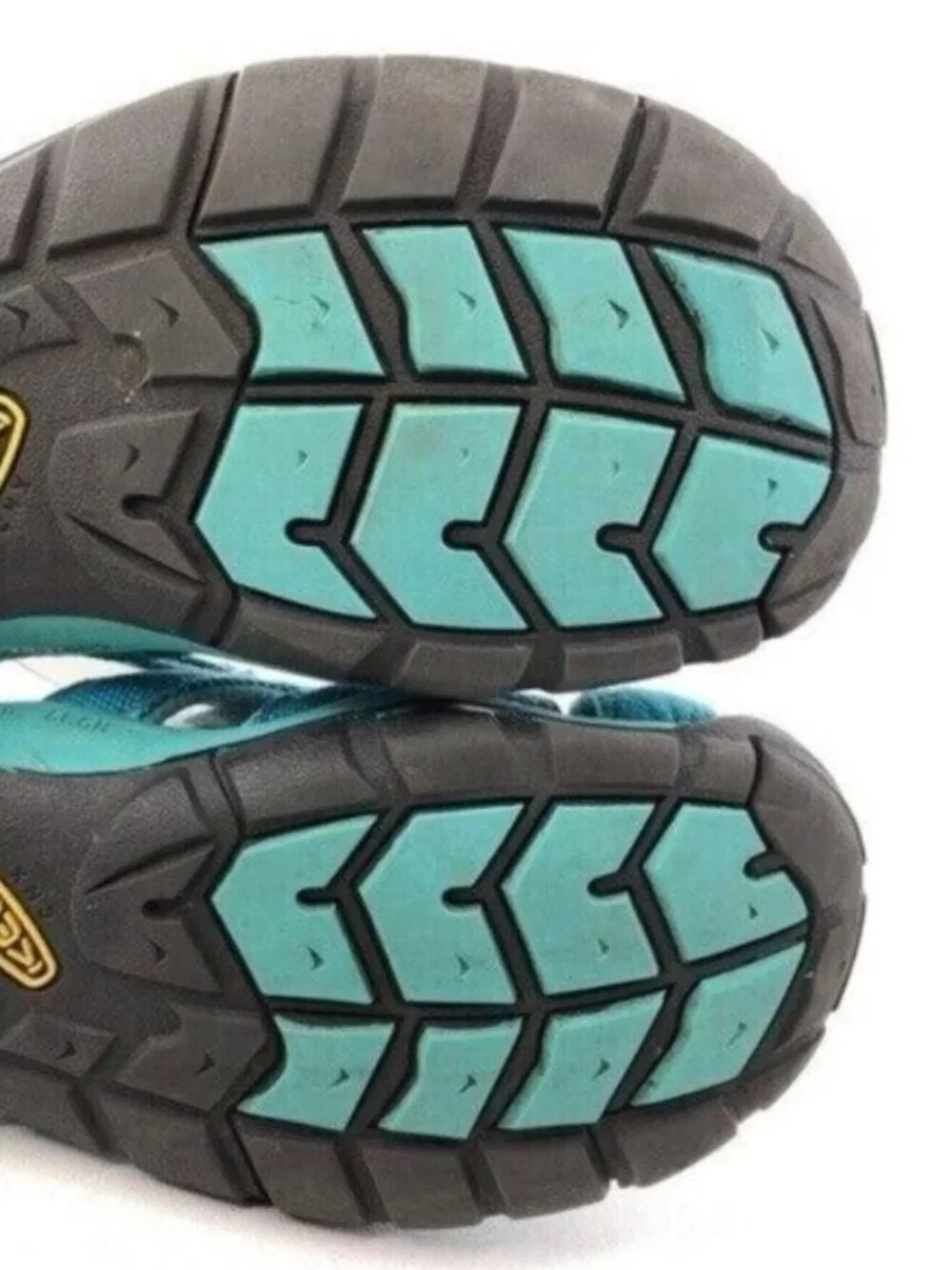 Keen Seacamp II CNX Sport Sandals Big Kids 4